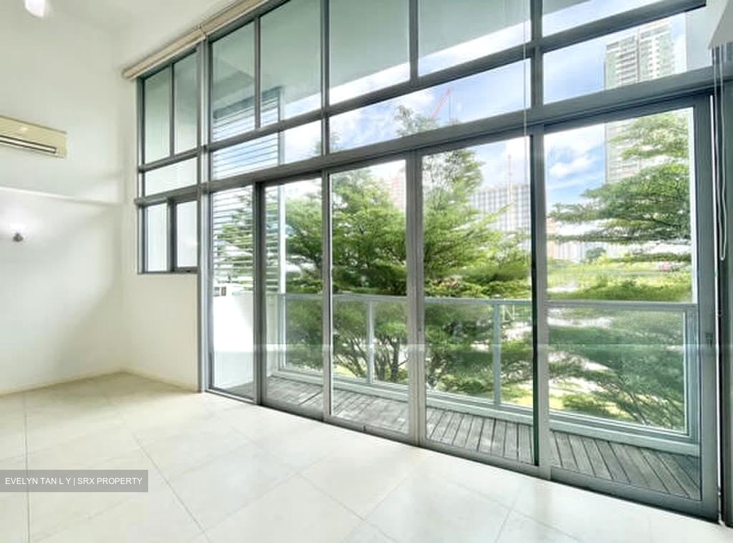 Southbank (D7), Office #613723661